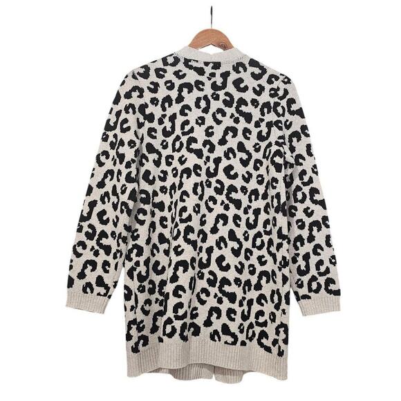 J.Jill Cotton Blend Button Front Cardigan Sweater Leopard Print Size M - Picture 2 of 7